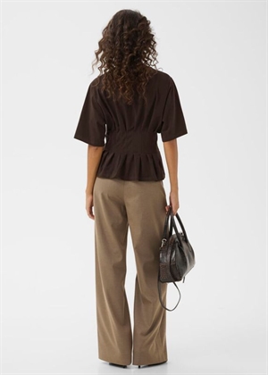 Inez tee Molé Gestuz 